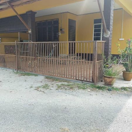 Rumah Tumpangan Di Kuala Terengganu, Terengganu Homestay D ภายนอก รูปภาพ