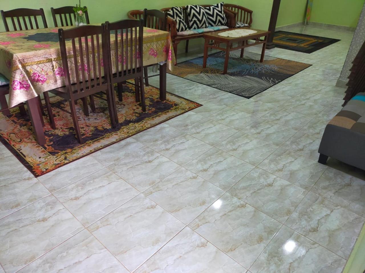 Rumah Tumpangan Di Kuala Terengganu, Terengganu Homestay D ภายนอก รูปภาพ